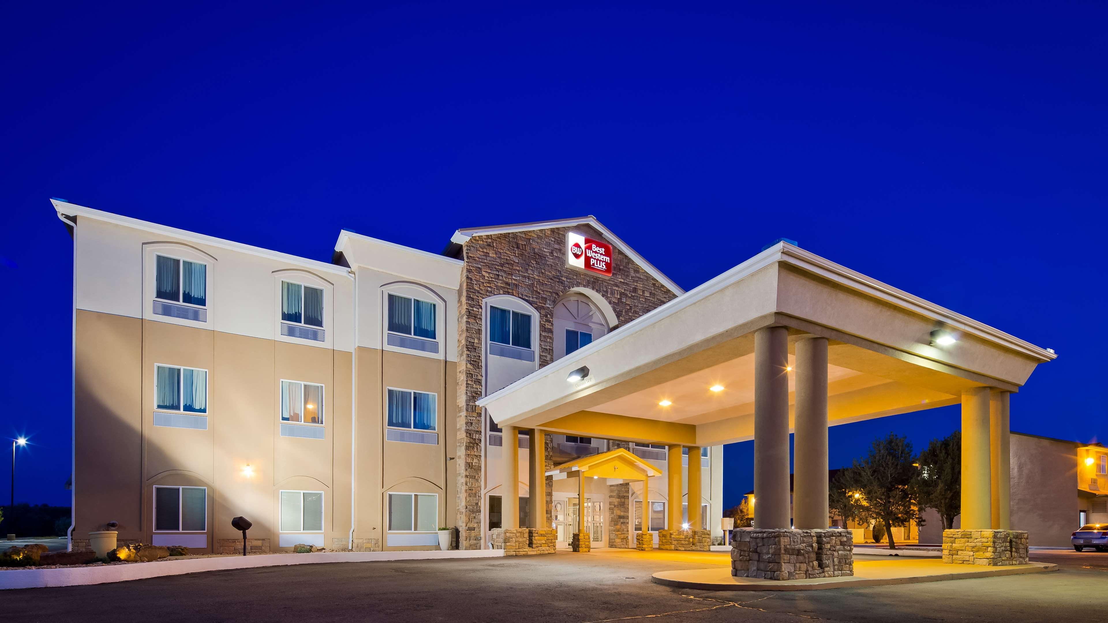 Best Western Plus Montezuma Inn And Suites Las Vegas Bagian luar foto